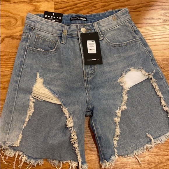 Ripped Bermuda Jean Shorts NEW - Picture 4 of 5